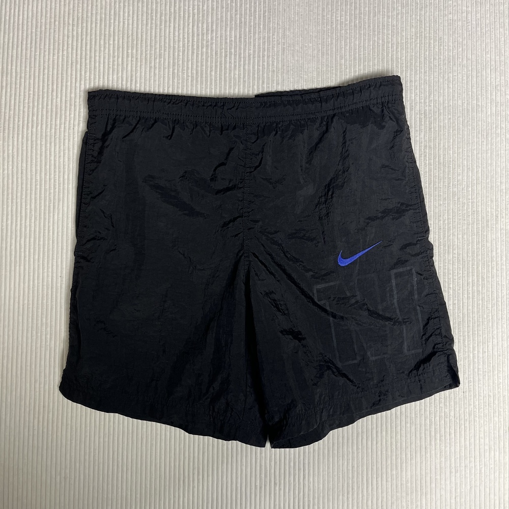 Vintage Nike Shorts Youth S 8 Black Athletic Mesh Lined 5 Inseam Made USA